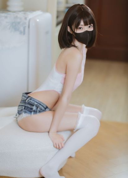 亚洲免费三级电影